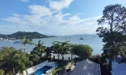 Casa com 3 quartos para alugar na Estrada Caminho dos Açores, 2047, Santo Antônio de Lisboa, Florianópolis