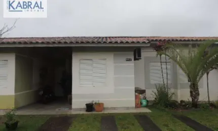 Casa com 3 quartos para alugar na Avenida Paulo Roberto Vidal, 1455, Bela Vista, Palhoça