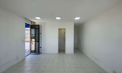 Sala comercial com 1 sala para alugar na Rua Felipe Schmidt, 515, Centro, Florianópolis
