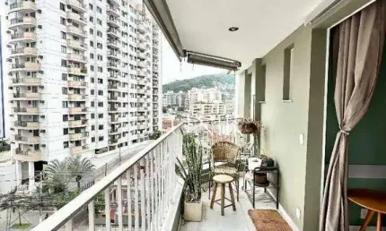 EXCELENTE APARTAMENTO 2 QUARTOS COM VAGA E VARANDA EM SANTA ROSA !!