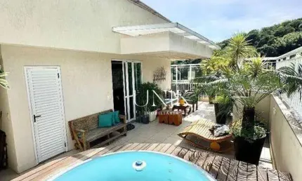 EXCELENTE COBERTURA LINEAR 3 QUARTOS SUÍTE E 3 VAGAS EM SANTA ROSA!!