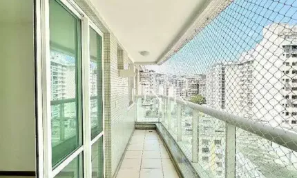 EXCELENTE APARTAMENTO 3 QUARTOS SUITE 2 VAGAS E VARANDA NA SETE DE SETEMBRO!!