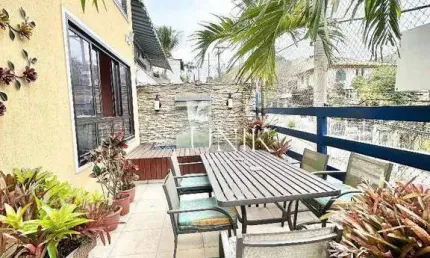 EXCELENTE CASA DE 4 QUARTOS 3 SUITES 3 VAGAS PISCINA E CHURRASQUEIRA EM SÃO FRANCISCO!!