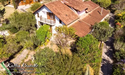 Casa em Condomínio para Venda em Nova Friburgo, Ponte da Saudade, 4 dormitórios, 3 suítes, 5 banheiros, 4 vagas