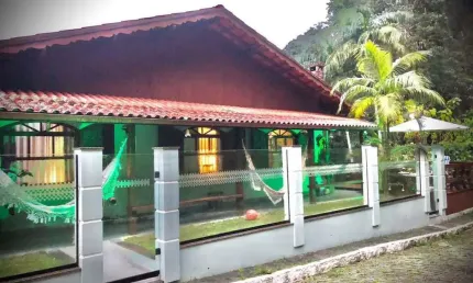 Casa em Condomínio para Venda em Nova Friburgo, Mury, 3 dormitórios, 2 suítes, 3 banheiros, 2 vagas