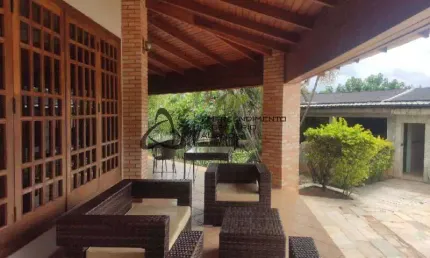 Casa à venda no Park Way, Brasília 