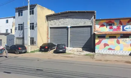GALPÃO C/ LOJA VENDA/ALUGUEL EM FRENTE À AVENIDA MOVIMENTADA, LAURO DE FREITAS