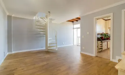 Cobertura triplex com 117m² e 2 suítes no cabral | próx. ao quadratta mall