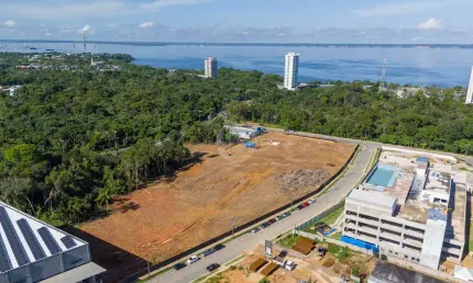 Terreno à venda na Avenida do Turismo, 116, Ponta Negra, Manaus