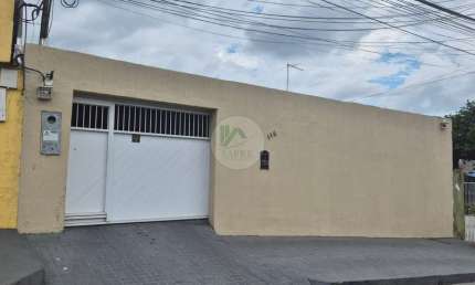 Casa com 4 quartos à venda na Rua Professora Heloisa Monteiro, 116, Flores, Manaus