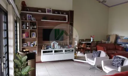 Casa 3 Quartos à venda no Jardim Encontro das Águas, bairro Dom Pedro, Manaus-AM