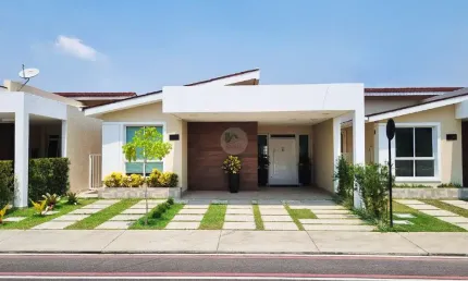 Casa a venda no condomínio Tales de Mileto, bairro Flores, Manaus