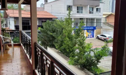 Sobrado a venda centro de Balneário Camboriú terreno 257 M2 !!!