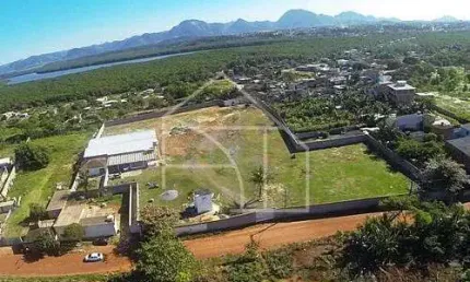 Área com 13.900m² próximo ao centro de Guarapari, ideal para empresas, galpões, pátios, logística
