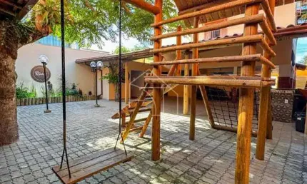 Casa Duplex 4 Quartos + Ponto Comercial em Jacaraípe