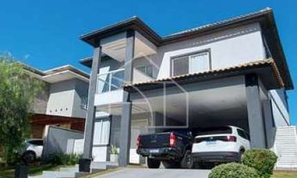 CASA DE 4 QUARTOS COM 3 SUÍTES NO CONDOMÍNIO BOULEVARD LAGOA