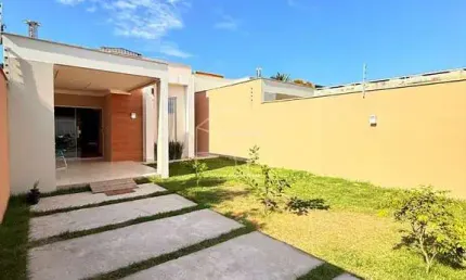 Casa com 2 Quartos com Suíte em Balneário de Carapebus