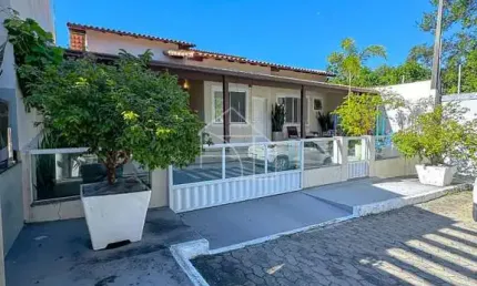 Casa Linear Individual de condomínio Monte Verde em Morada de Laranjeiras