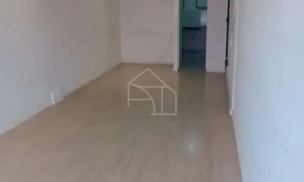Aluguel - Loja Comercial na Av. Central em Laranjeiras