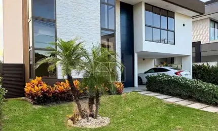 Casa à Venda no Condomínio Alphaville Jacuhy – 4 Quartos (3 Suítes)