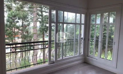Apartamento com 4 quartos à venda na Rua F. G. Bier, Planalto, Gramado