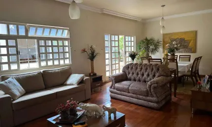 Casa à venda, 3 quartos, 1 suíte, 4 vagas, OLINDA - UBERABA/MG