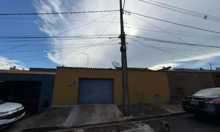 Casa à venda, 4 quartos, 1 suíte, 2 vagas, BeijaFlor - UBERABA/MG