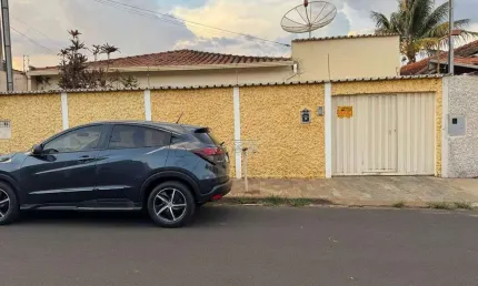 Casa à venda, 1 vaga, conjunto costa telles ii - uberaba/mg
