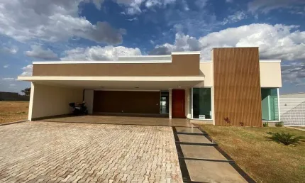 Casa Condomínio à venda, 3 suítes, 4 vagas, Residencial Mário de Almeida Franco - UBERABA/MG