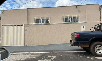 Casa à venda no Manhattan, Uberaba 