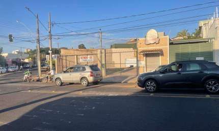 GALPAO/ AREA COMERCIA/ COMERCIAL/ TERREMO à venda, Estados Unidos - UBERABA/MG