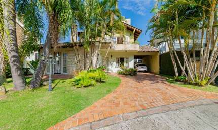 Casa em condomínio fechado com 4 quartos à venda na Rua Lídia Klinger, 692, São Lourenço, Curitiba, 399 m2 por R$ 2.950.000