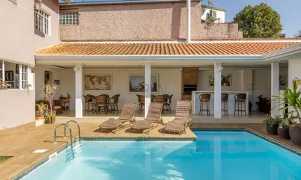 Casa com 3 quartos à venda na Rua Engenheiro Lourival Maciel, 408, Seminário, Curitiba, 352 m2 por R$ 2.500.000