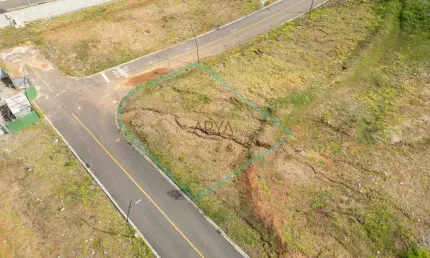 Terreno em condomínio fechado à venda na Rua Domingos Antônio Moro, 741, Pilarzinho, Curitiba, 259 m2 por R$ 860.000