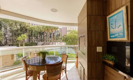 Apartamento com 4 quartos à venda na rua bruno filgueira, 93, água verde, curitiba, 235 m2 por r$ 2.200.000