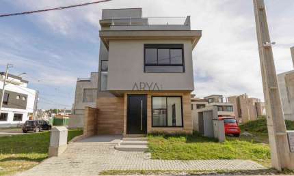 Casa em condomínio fechado com 3 quartos à venda na Rua Irma Schreiner Maran, 503, Santa Cândida, Curitiba, 173 m2 por R$ 1.290.000