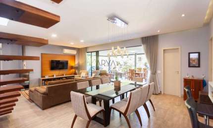 Casa em condomínio fechado com 4 quartos à venda na Rua Juvenal dos Santos, 88, Cascatinha, Curitiba, 280 m2 por R$ 1.900.000