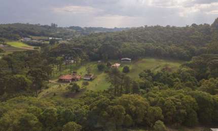 Chácara / sítio com 4 quartos à venda na Rua Comendador Orlando Ceccon, Ribeirão das Onças, Colombo, 250 m2 por R$ 2.500.000