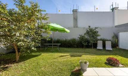 Casa em condomínio fechado com 4 quartos à venda na Rua Hermenegildo Luca, 101, São Braz, Curitiba, 240 m2 por R$ 2.600.000