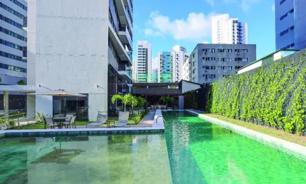 Apartamento com 108 m² 3 quartos sendo 1 suíte e 2 vagas em Boa Viagem no Edf Capiba