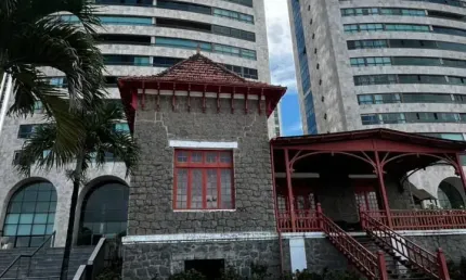 EDF CASTELINHO 4 QUARTOS BEIRA MAR BOA VIAGEM LOCAÇÃO