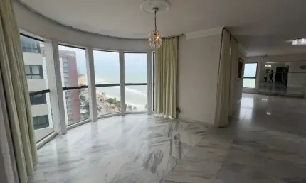 Apartamento com 214 m² 3 quartos sendo 1 suíte e 1 vaga na Av Boa Viagem