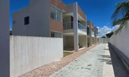Imóvel para venda possui 120 metros quadrados com 4 quartos em Pitangueiras - Lauro de Freitas - BA