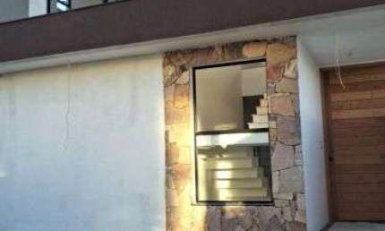 Sobrado para venda com 156 metros quadrados com 4 quartos