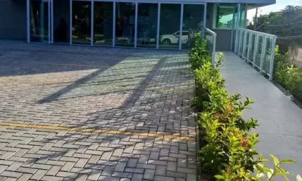 Ponto comercial/Loja/Box para venda tem 50 metros quadrados em Pitangueiras - Lauro de Freitas - BA