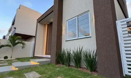 MARAVILHOSA CASA ALTO PADRÃO NO CONDOMÍNIO HORTOVILLE EM ABRANTES!