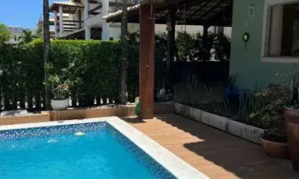 Imóvel para venda tem 140 metros quadrados com 3 quartos em Buraquinho - Lauro de Freitas - BA