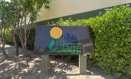 Terreno plano escriturado em condomínio fechado – 774m² - Lauro de Freitas