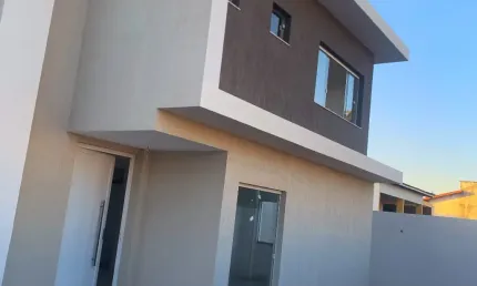 Casa térrea com 205 metros m2, sendo 3 quartos e 03 suite