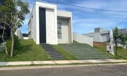 Imóvel para aluguel e venda tem 217 metros quadrados com 4 quartos